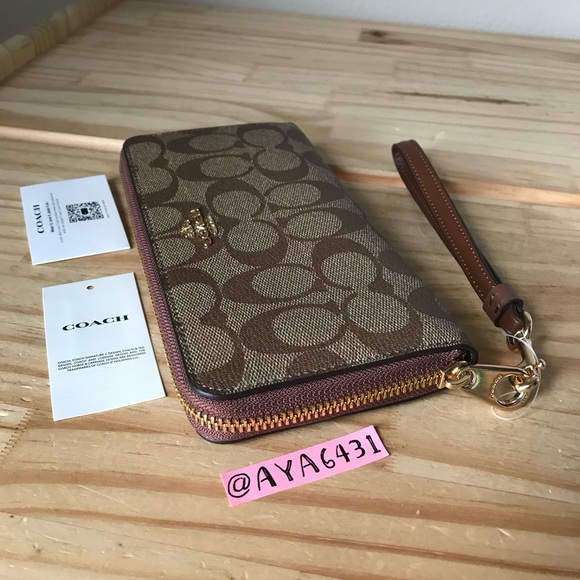 Coach wallet🎈🎈 - Picture 3 of 7